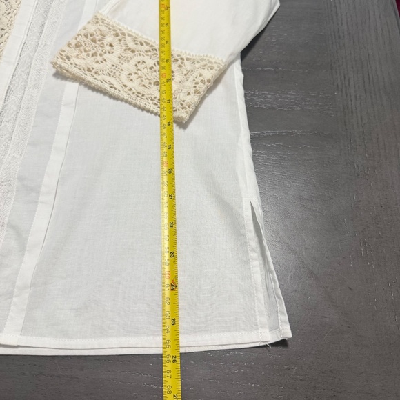 Chico's 2 Lightweight Fine Cotton Lace Romantic Blouse Top Size L - Picture 6 of 9